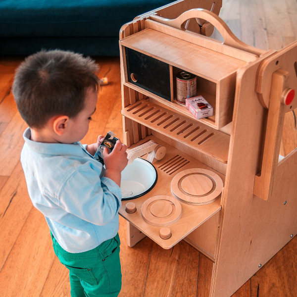 PLAY KITCHEN